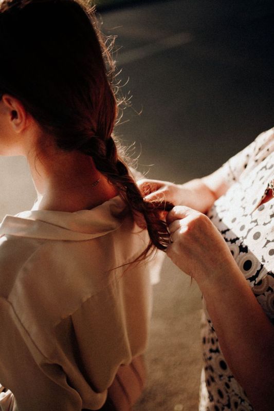 Tresse coiffée à la main
