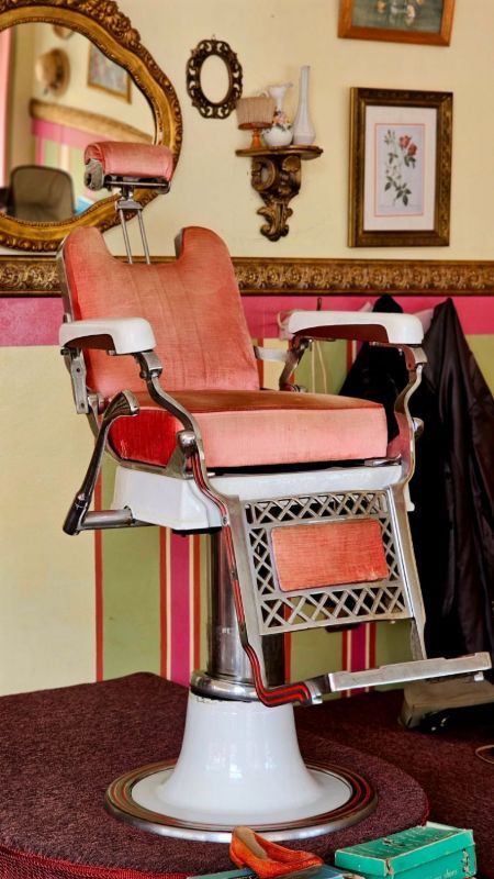 Fauteuil de coiffeur de style classique